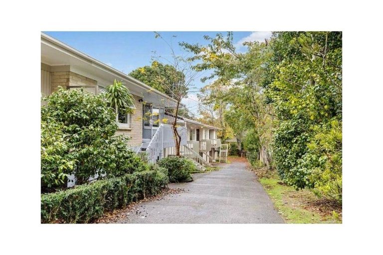 Photo of property in 2/10 Marsden Avenue, Mount Eden, Auckland, 1024