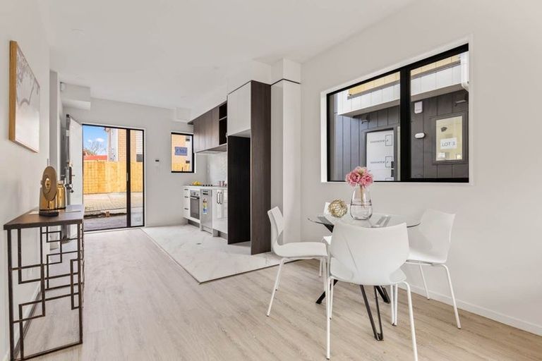 Photo of property in 11/86 Elliot Street, Pahurehure, Papakura, 2113