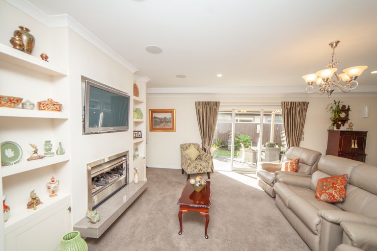 Photo of property in 15 Old Red Barn Road, Halswell, Christchurch, 8025