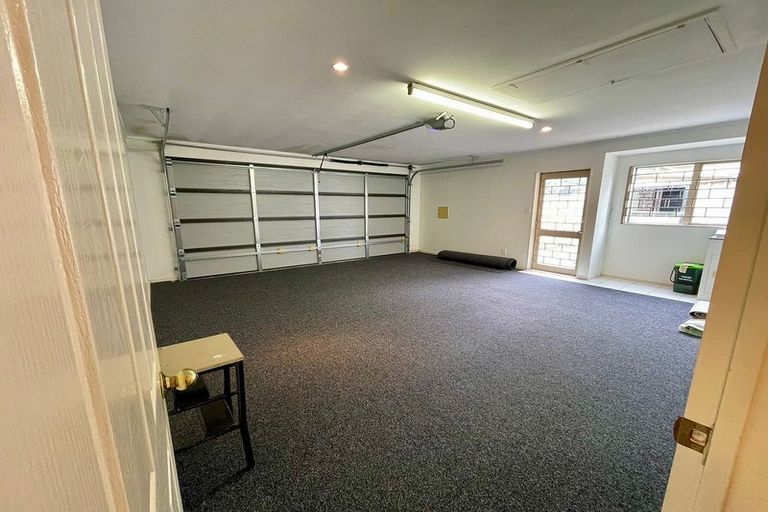 Photo of property in 31 Macnean Drive, East Tamaki Heights, Auckland, 2016