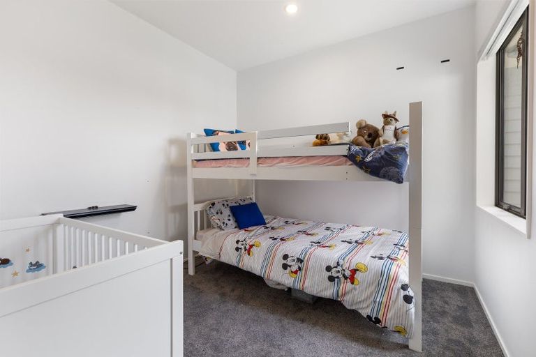 Photo of property in 12 Huarahi Pai Road, Huapai, Kumeu, 0810