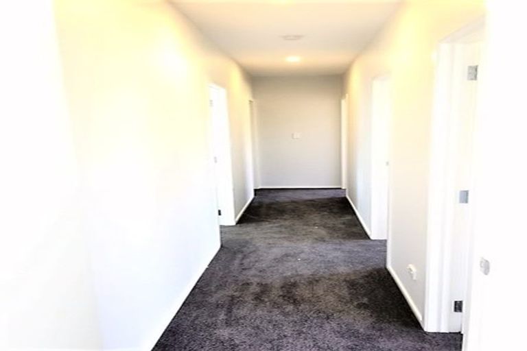 Photo of property in 10 Tilly Lane, Huapai, Kumeu, 0810