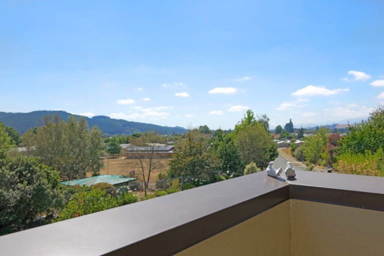 Photo of property in 19 Treeton Place, Wakefield, 7025