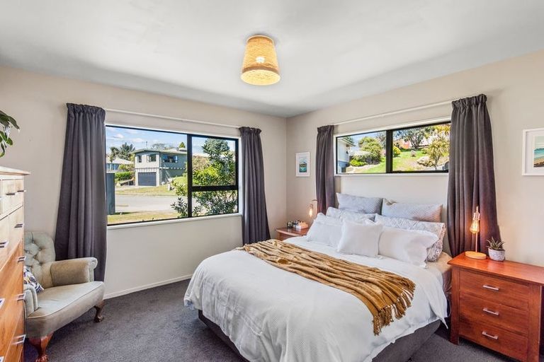 Photo of property in 37 Campbell Avenue, Paraparaumu, 5032