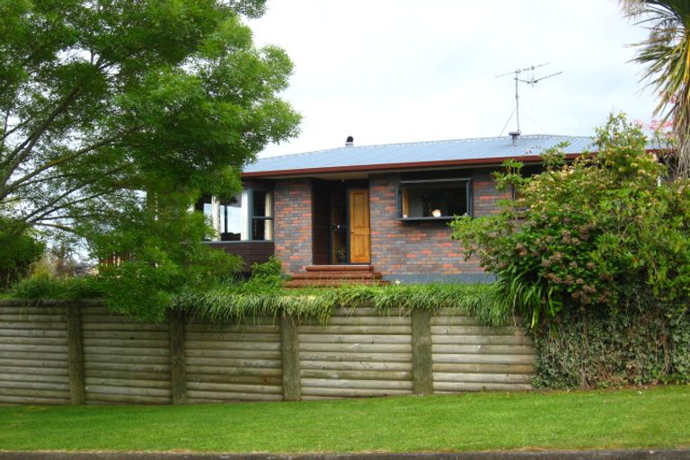 Photo of property in 203 Taylor Avenue, Te Awamutu, 3800