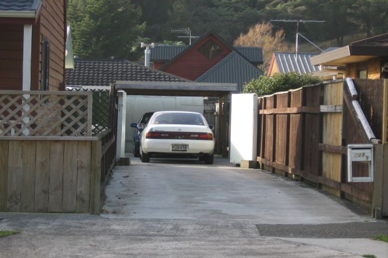 Photo of property in 2/227 Stokes Valley Road, Stokes Valley, Lower Hutt, 5019