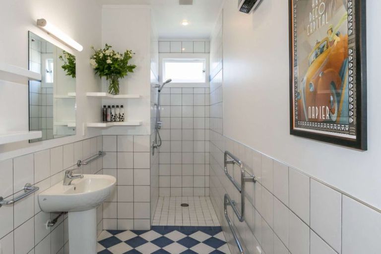 Photo of property in 22 Simla Terrace, Hospital Hill, Napier, 4110