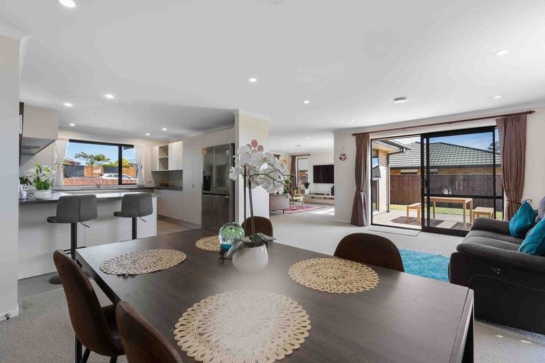 Photo of property in 68 Sunnyvale Street, Bell Block, New Plymouth, 4312