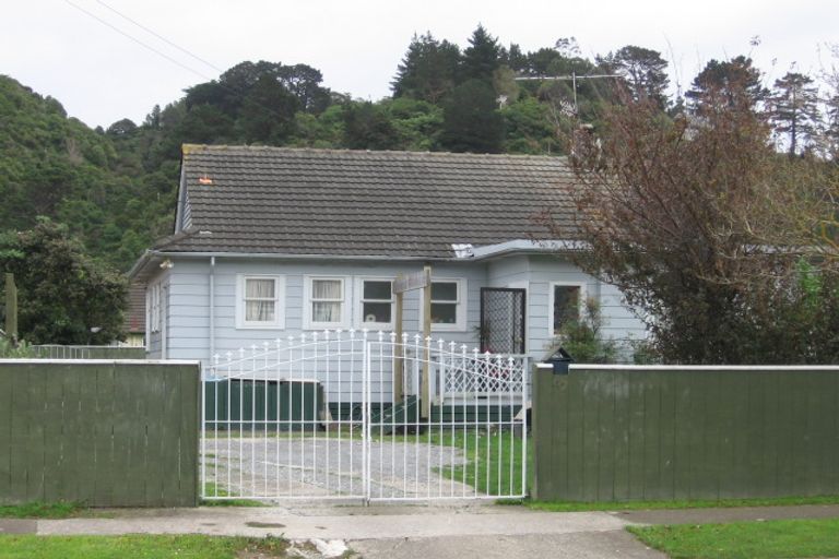 Photo of property in 47 Compton Crescent, Taita, Lower Hutt, 5011