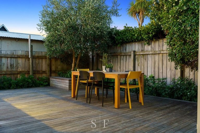 Photo of property in 15 Rauparaha Street, Waikanae Beach, Waikanae, 5036