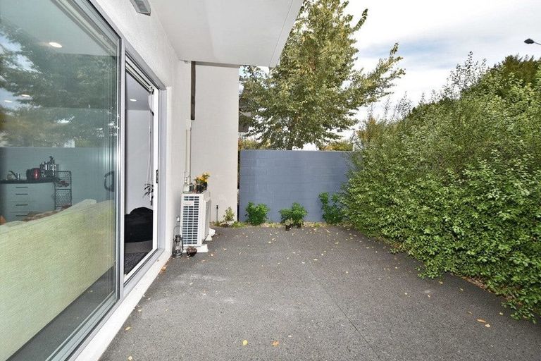 Photo of property in 9/318 Barbadoes Street, Christchurch Central, Christchurch, 8011