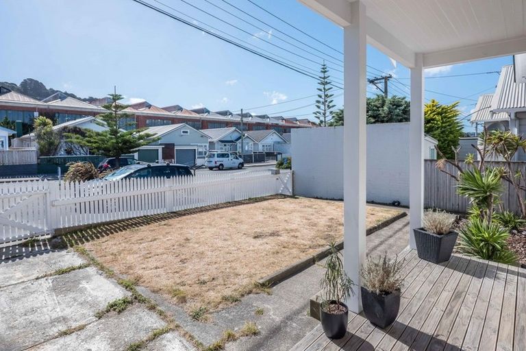 Photo of property in 79 Ross Street, Kilbirnie, Wellington, 6022