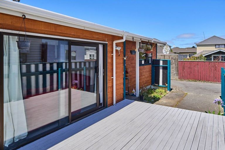 Photo of property in 16a Trafalgar Street, Johnsonville, Wellington, 6037