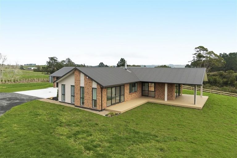 Photo of property in 137a Hunt Road, Pukekawa, Tuakau, 2696