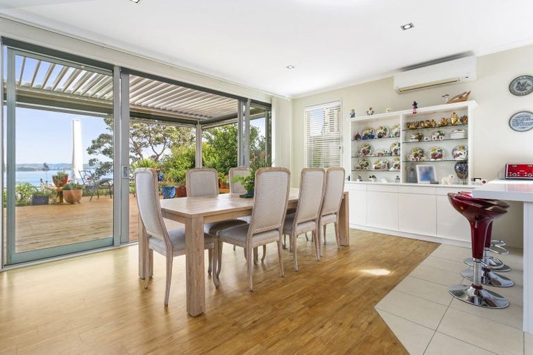 Photo of property in 72 Ardern Avenue, Stanmore Bay, Whangaparaoa, 0932