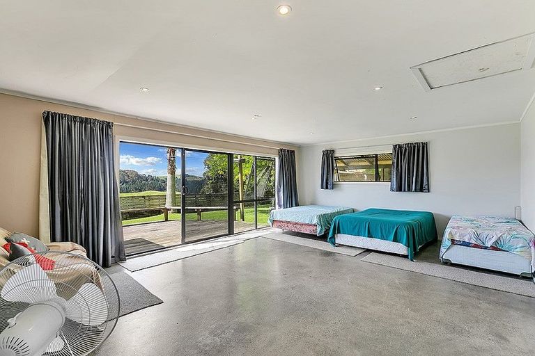 Photo of property in 278 Upper Orewa Road, Wainui, Silverdale, 0992