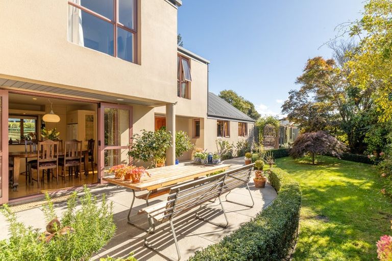 Photo of property in 25a Reeves Road, Opawa, Christchurch, 8023