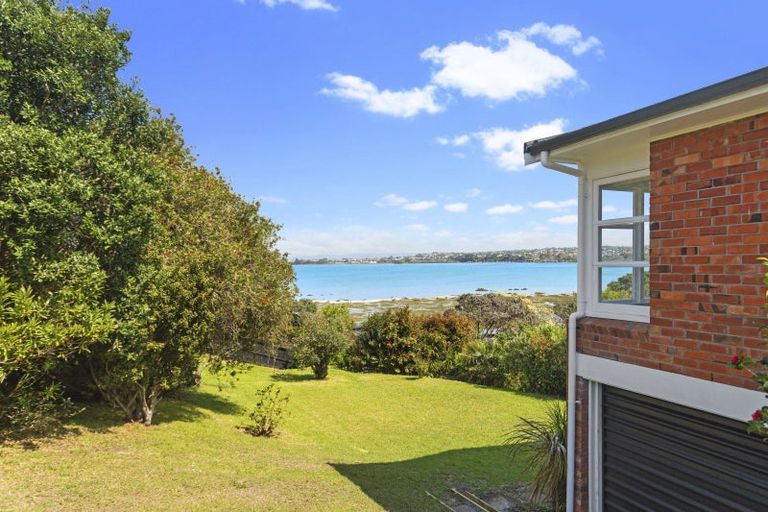 Photo of property in 2/2 Pine Ridge Terrace, Hauraki, Auckland, 0622