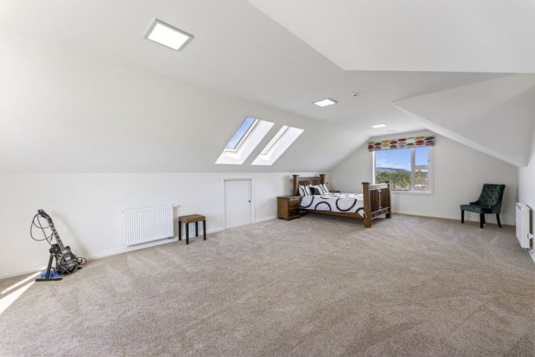 Photo of property in 100 Wingatui Road, Mosgiel, 9024