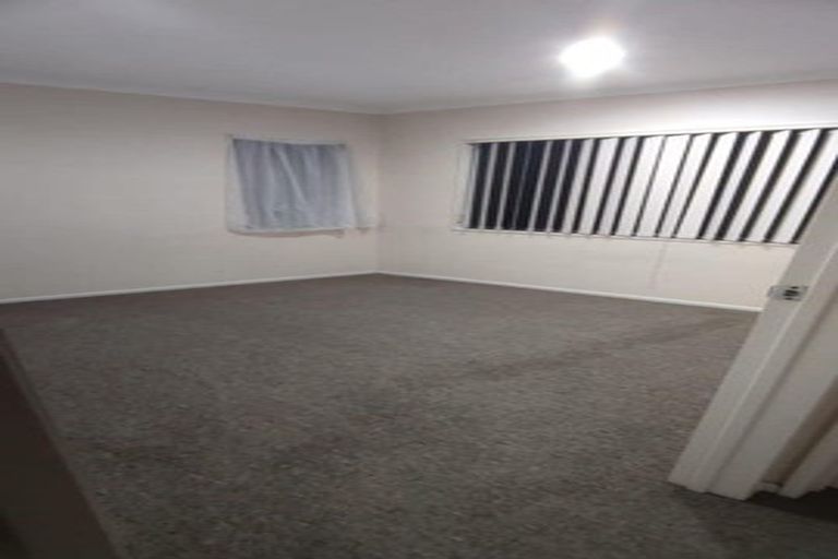 Photo of property in 16 Carrick Glen Avenue, Flat Bush, Auckland, 2019