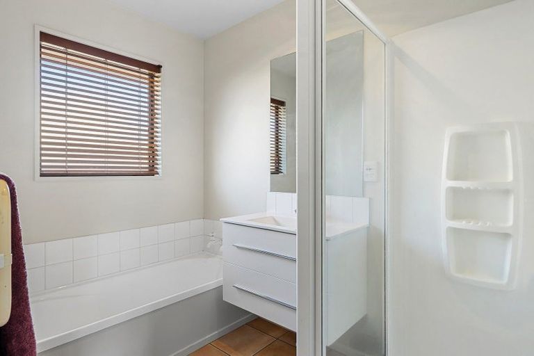 Photo of property in 63 Parade Court, Addington, Christchurch, 8024