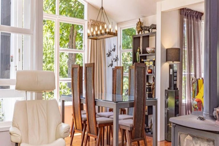 Photo of property in 274 High Street North, Carterton, 5713