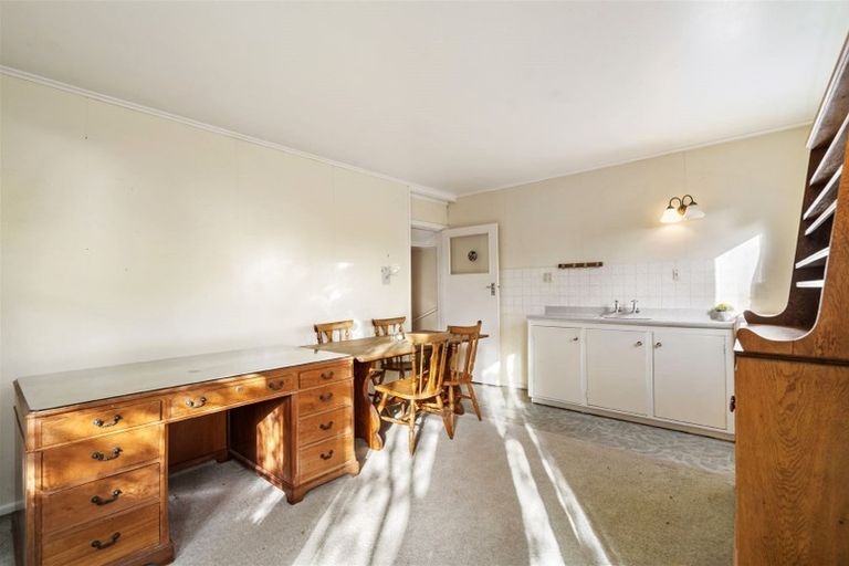 Photo of property in 6 Penton Road, Stanmore Bay, Whangaparaoa, 0932