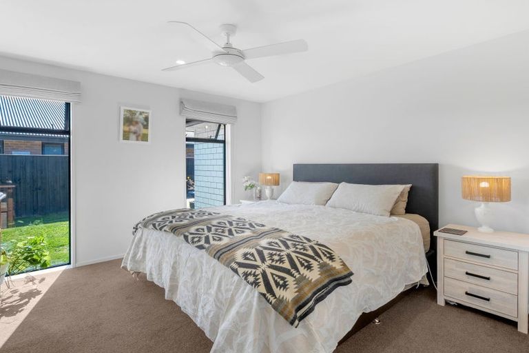 Photo of property in 17 Aroha Street, Pegasus, 7612
