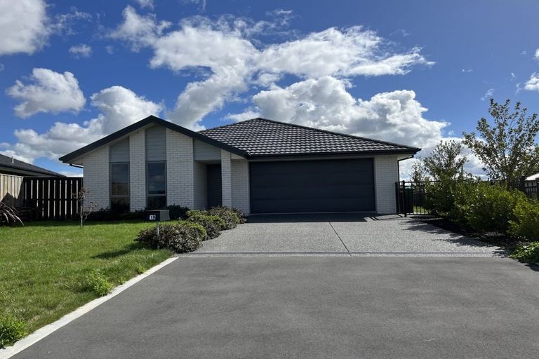 Photo of property in 19 Geldard Drive, Rolleston, 7615