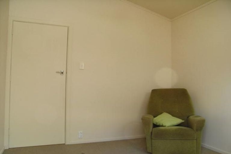 Photo of property in 3 Tyne Road, Forrest Hill, Auckland, 0620