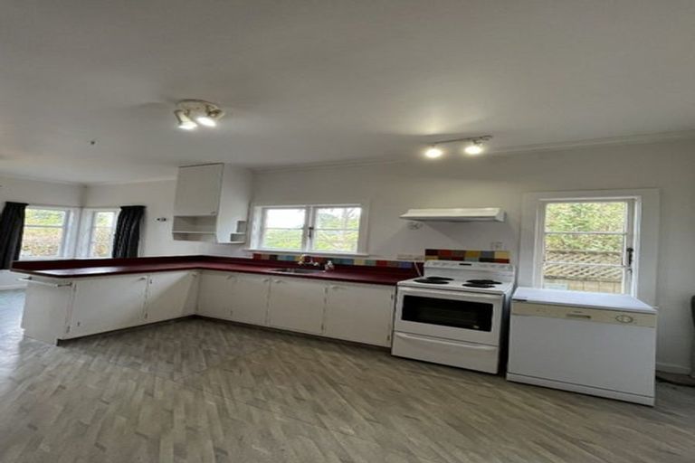 Photo of property in 75 Chamberlain Road, Karori, Wellington, 6012