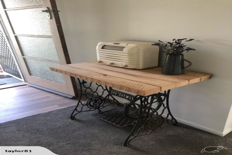 Photo of property in 17 Bell Street, Featherston, 5710