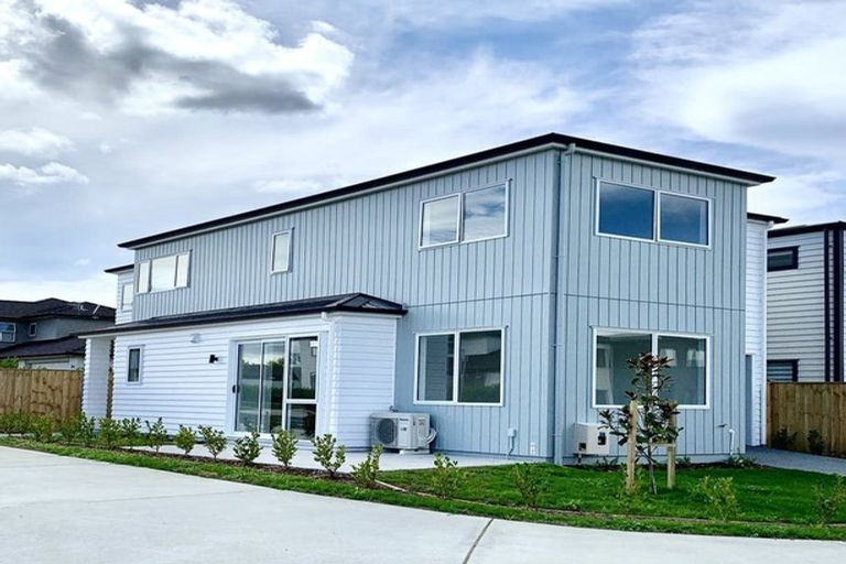 Photo of property in 33 Lusitano Drive, Karaka, Papakura, 2113