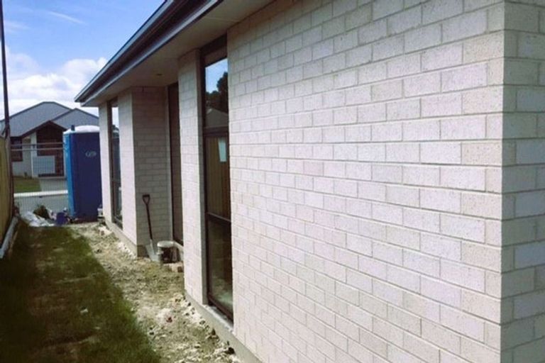 Photo of property in 25 Henshaw Street, Woodend, 7610