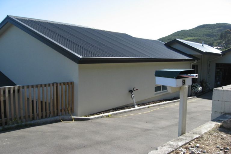 Photo of property in 9 Dudley Road, Lyttelton, 8082