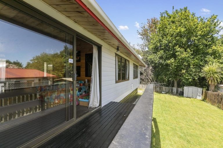 Photo of property in 62 Cumberland Crescent, Welcome Bay, Tauranga, 3112