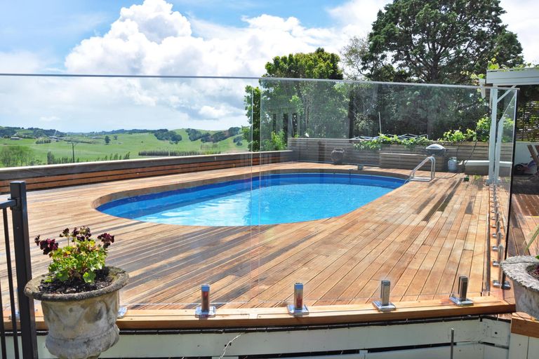 Photo of property in 66 Waiteitei Road, Wellsford, 0974