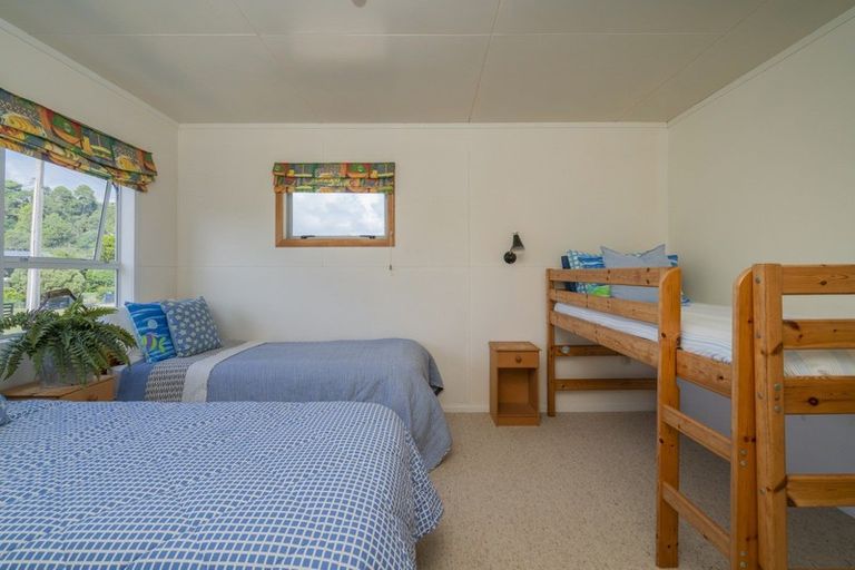 Photo of property in 9 Banks Street, Cooks Beach, Whitianga, 3591