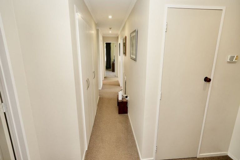 Photo of property in 62 Acacia Street, Kelvin Grove, Palmerston North, 4414