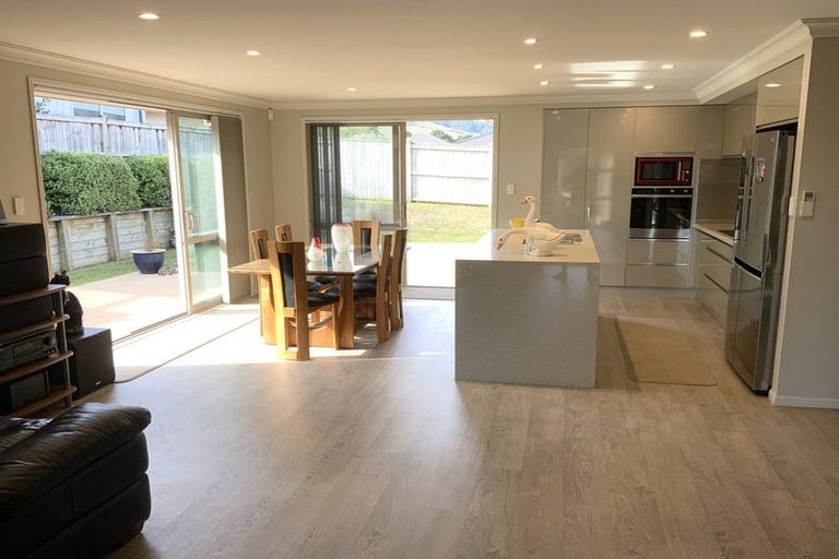 Photo of property in 10 Canmore Street, Pokeno, 2402