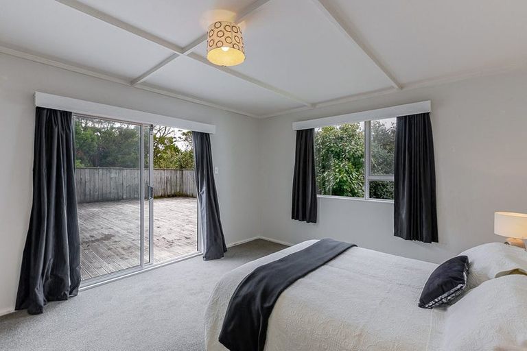 Photo of property in 12 Kiwi Road, Raumati Beach, Paraparaumu, 5032