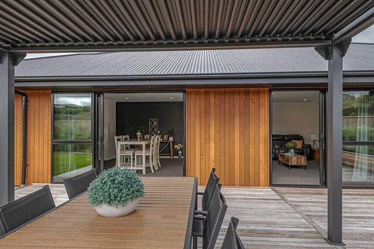 Photo of property in 57 Freedom Drive, Kelvin Grove, Palmerston North, 4414