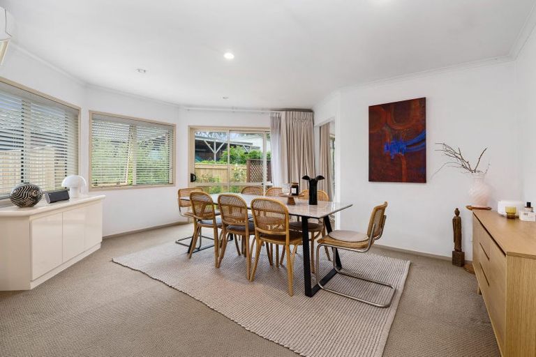 Photo of property in 41 Caulfield Place, Pukehangi, Rotorua, 3015