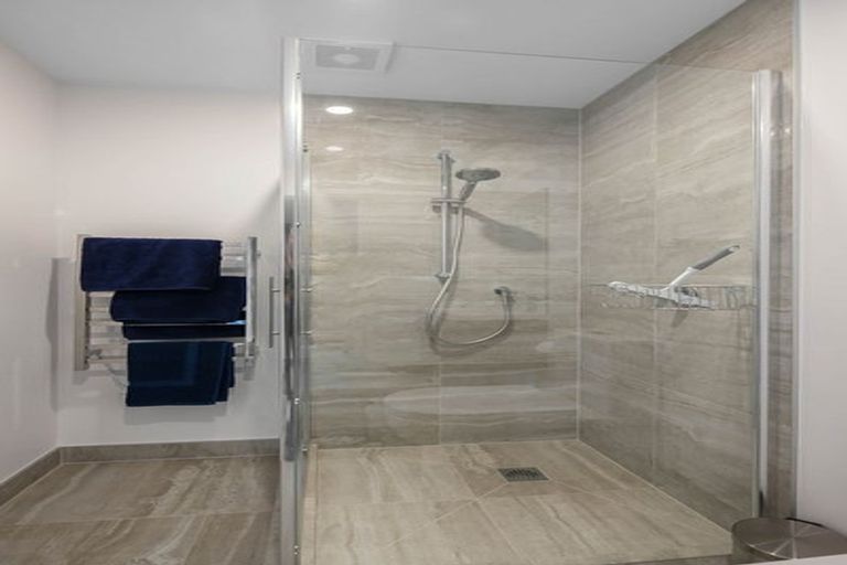 Photo of property in 23 Paeroa Street, Newtown, Wellington, 6021