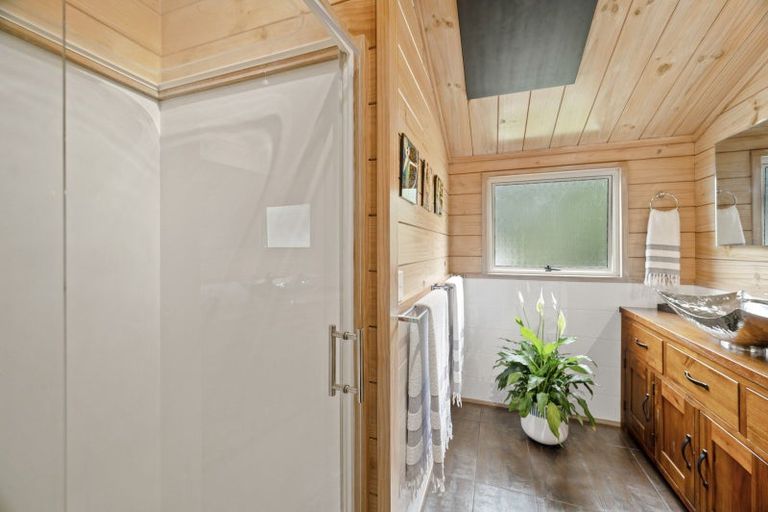 Photo of property in 18 Hurunui Lane, Kinloch, Taupo, 3377