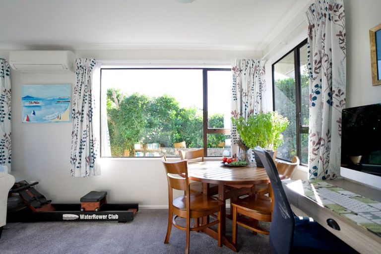 Photo of property in 31 Rothwell Street, Titahi Bay, Porirua, 5022