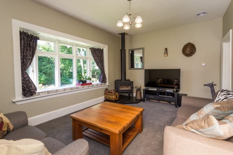 Photo of property in 35 North Parade, Richmond, Christchurch, 8013