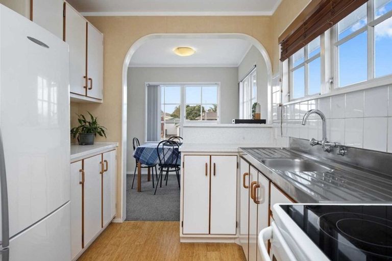 Photo of property in 11 Poutini Place, Manurewa, Auckland, 2102