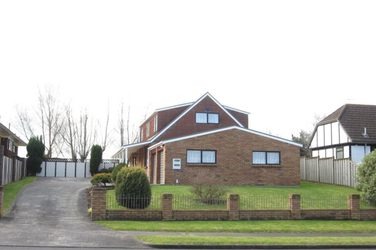 Photo of property in 175 Carnoustie Drive, Wattle Downs, Auckland, 2103