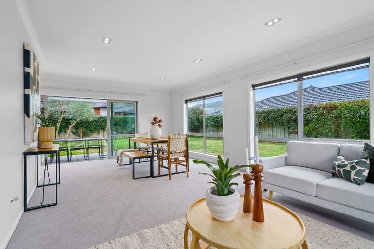 Photo of property in 35 Carnation Court, Cambridge, 3434